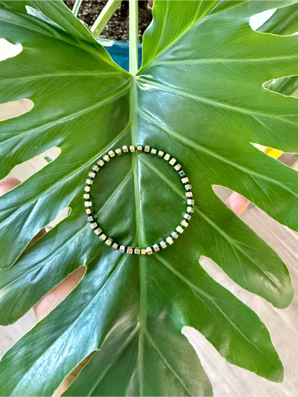 Hematite bracelet (one)